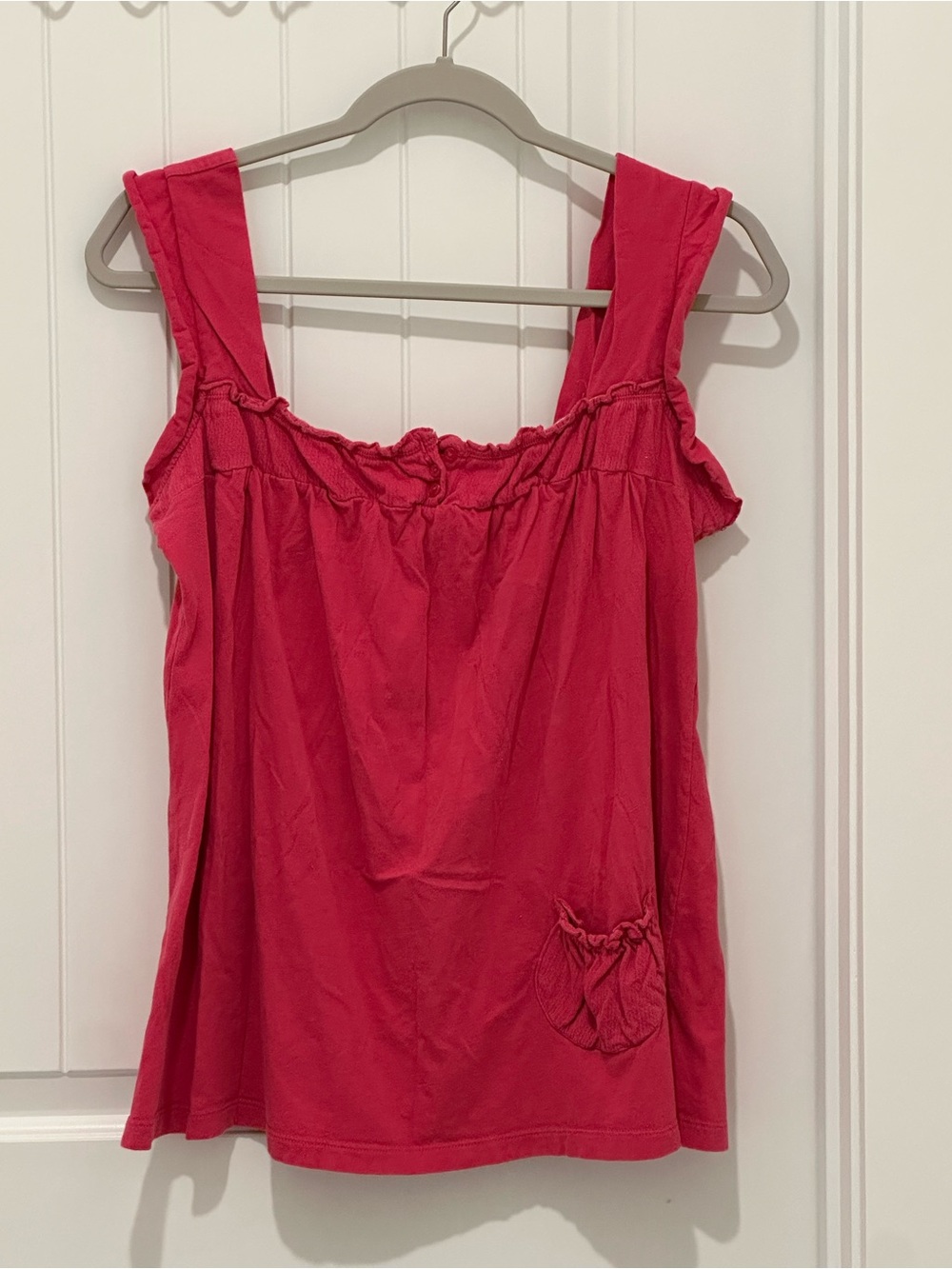 No Boundaries Hot Pink Ruffled Neck Tank Top 11/13
